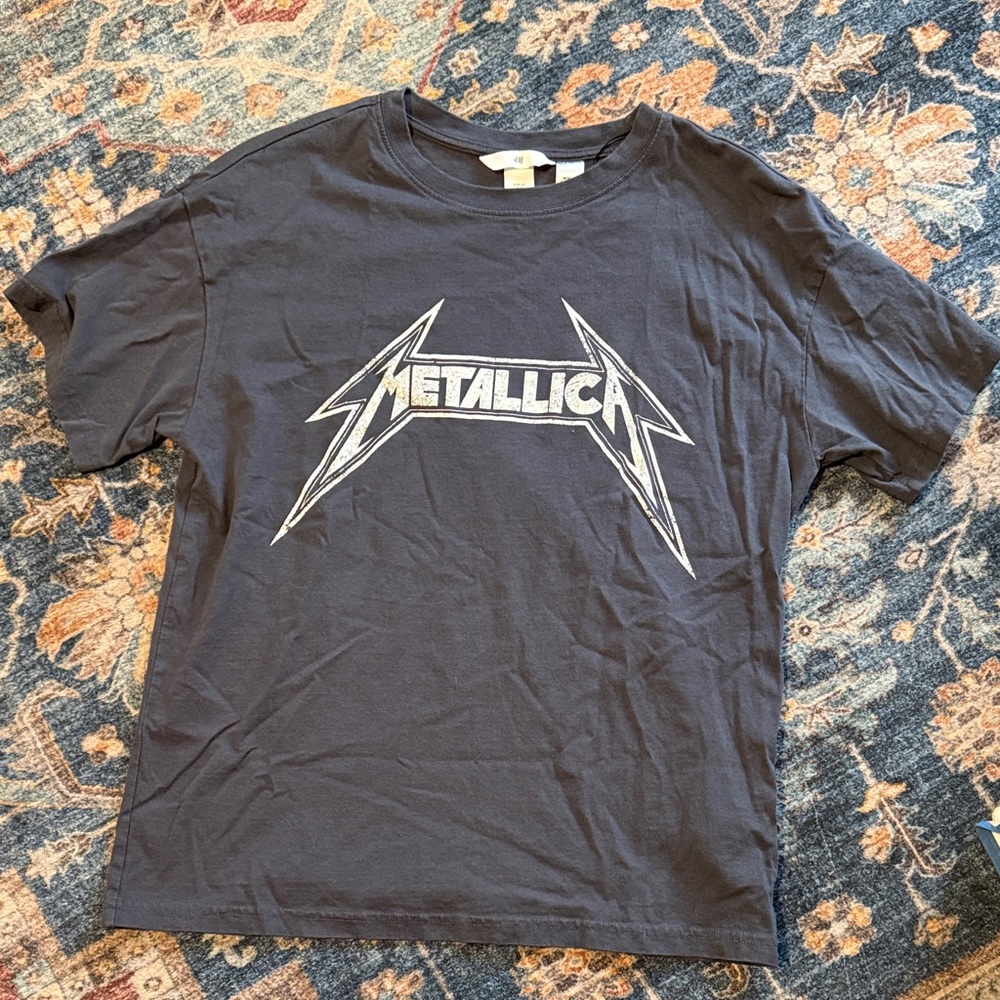 H&M Metallica Graphic Tee in Dark Gray